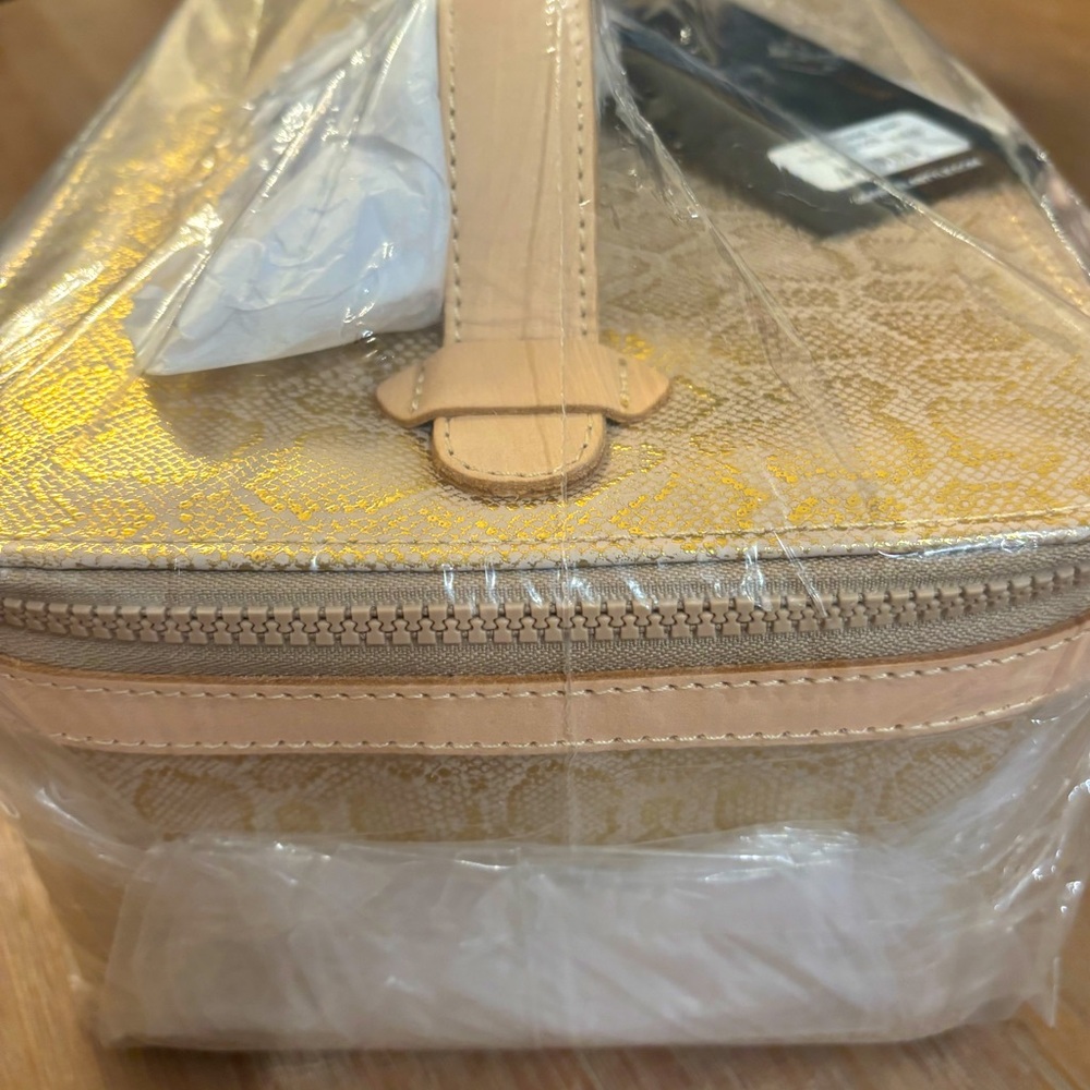 Consuela Leah Train Case - Picture 7 of 9